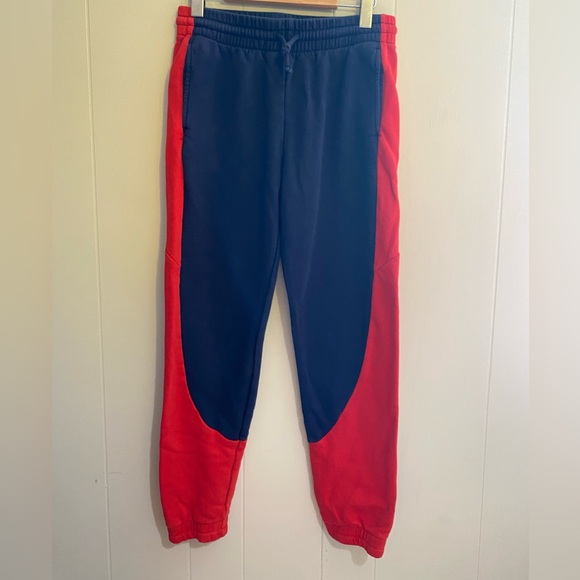 SOLD Aritzia TNA Cozy Fleece Red and Navy Perfect Sweatpants - Picture 1 of 6